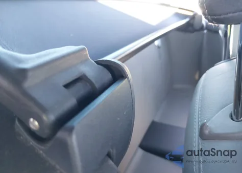 2005 Mercedes-Benz Sl 500 from USA, damaged, VIN WDBSK75F15F103813